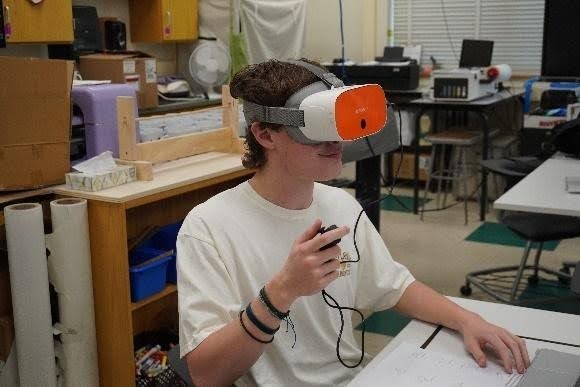 Student using Virtual Reality headset